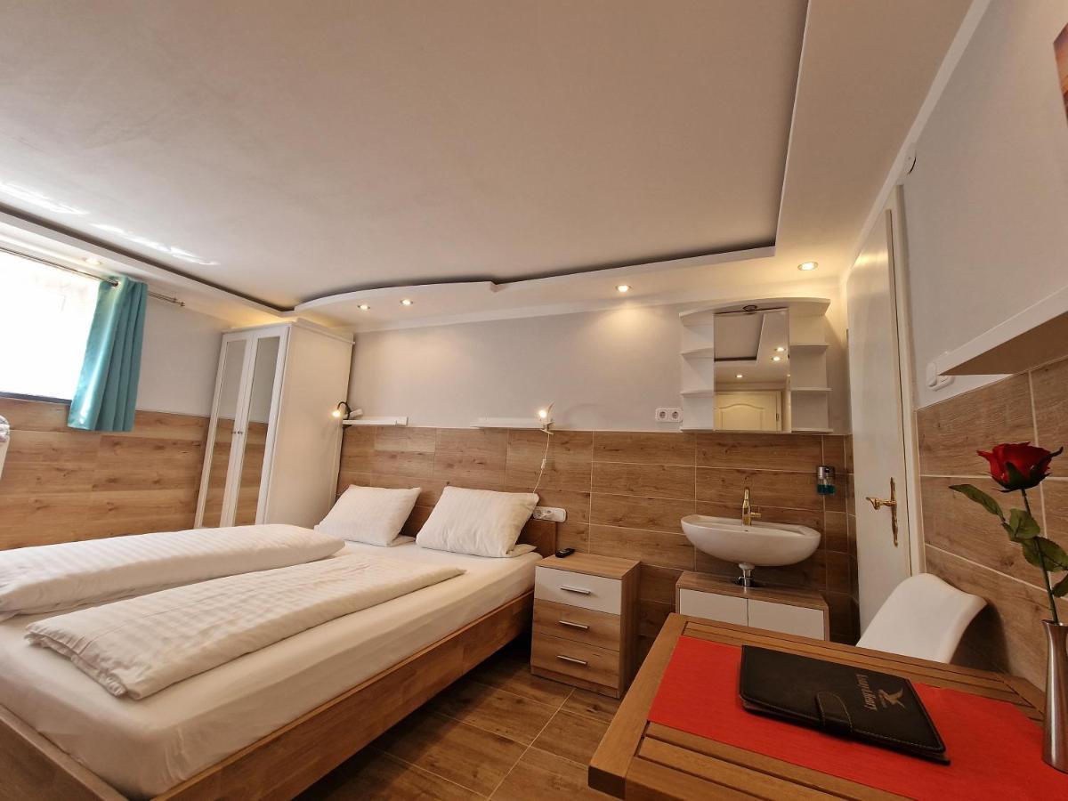 Hotel Kenny & Henry คุกซ์ฮาเวน ภายนอก รูปภาพ