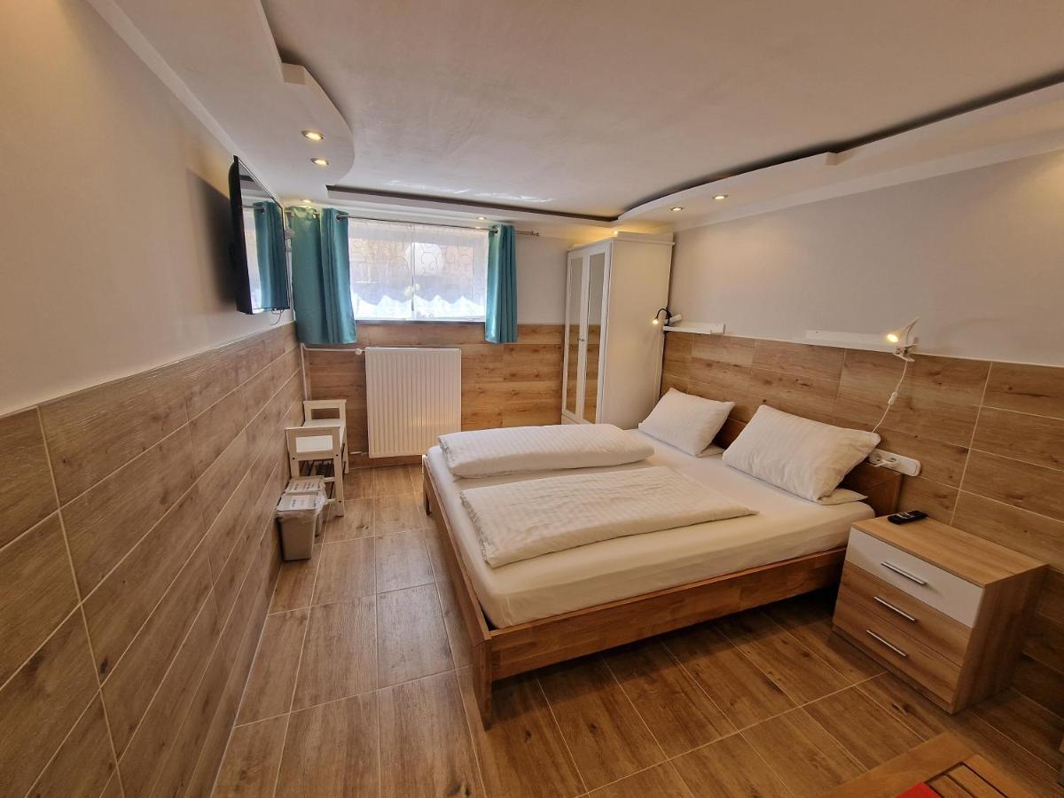 Hotel Kenny & Henry คุกซ์ฮาเวน ภายนอก รูปภาพ